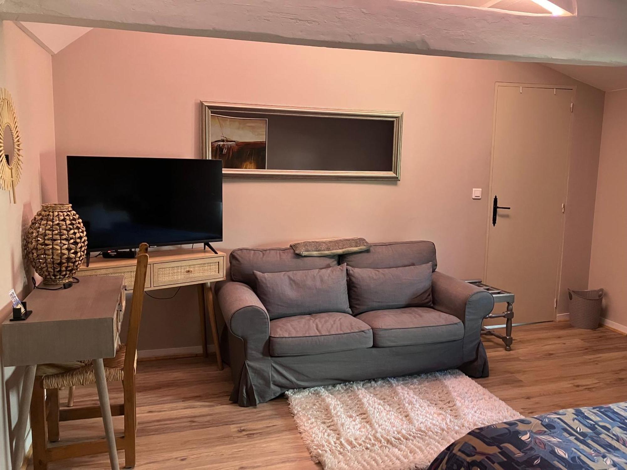 Le Numero 15 Saint-Seurin-sur-l'Isle Exterior photo